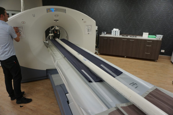 NIc Ross Hamilto Radiology CT scanning lake sed core photo David Lowe NIc Ross Hamilto Radiology CT scanning lake sed core photo David Lowe