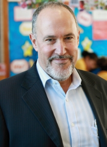 Stuart McNaughton Auckland Now 9194 crop