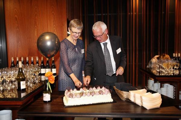 Cutting the cake
