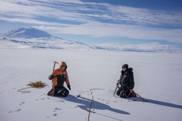 erebus 3 Unsworth Marie ice shelf