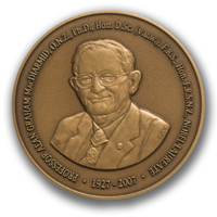 macdiarmid medal front